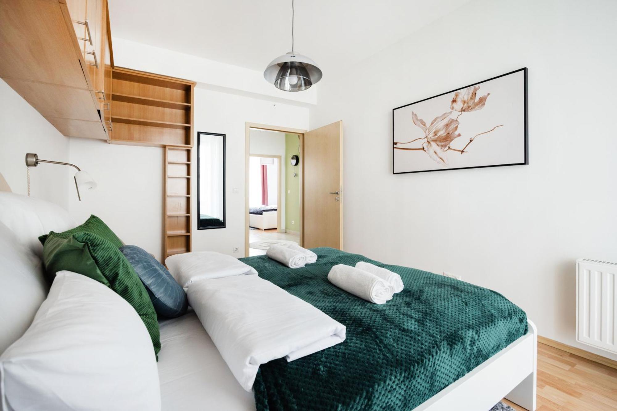 Modern Two-Bedroom Apartment With Free Parking بودابست المظهر الخارجي الصورة