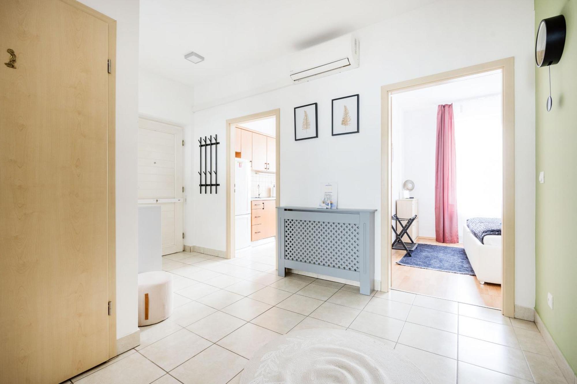 Modern Two-Bedroom Apartment With Free Parking بودابست المظهر الخارجي الصورة